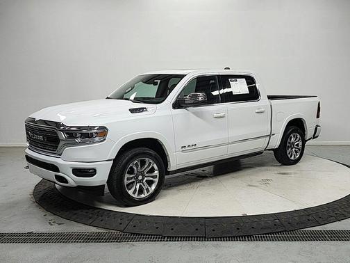 Bright White Clearcoat 2023 RAM 1500 Limited
