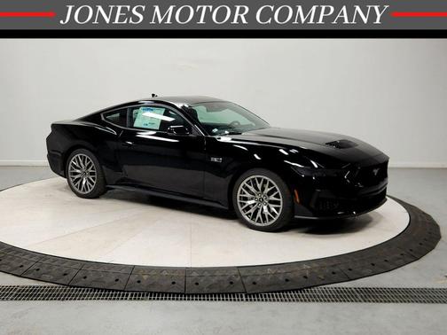 SHADOW BLACK 2026 Ford Mustang GT Premium