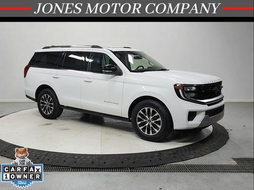 Oxford White 2025 Ford Expedition Platinum