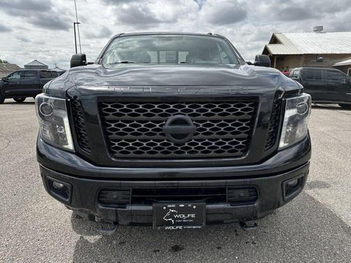2018 Nissan Titan XD SV