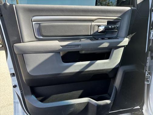 2015 RAM 1500 SLT