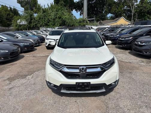 White 2017 Honda CR-V Touring