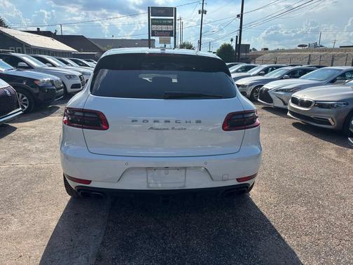 White 2017 Porsche Macan Macan Turbo