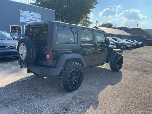 Black Clearcoat 2016 Jeep Wrangler Unlimited Sport