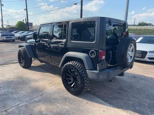 Black Clearcoat 2016 Jeep Wrangler Unlimited Sport