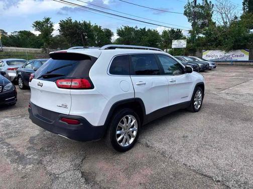 Bright White Clearcoat 2016 Jeep Cherokee Limited