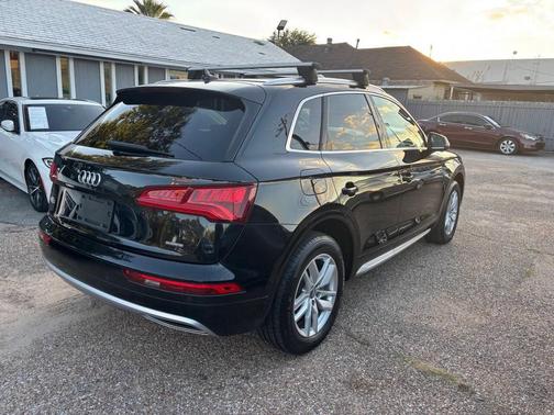 Black 2020 Audi Q5 45 Premium