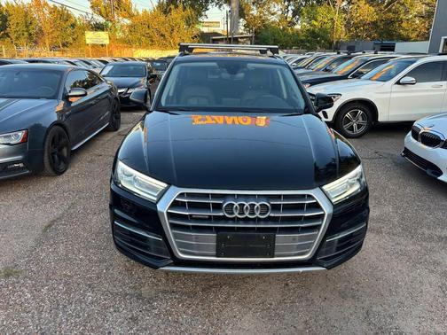 Black 2020 Audi Q5 45 Premium