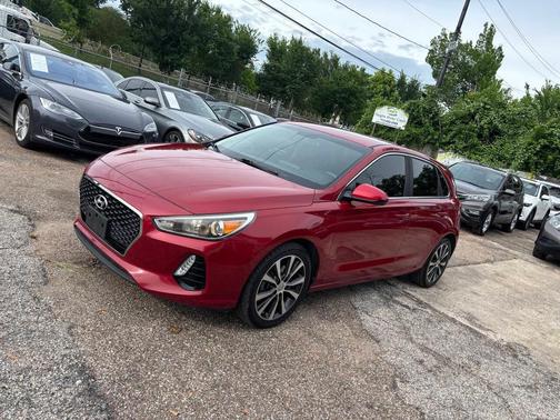 Scarlet Red Pearl 2018 Hyundai Elantra GT Base