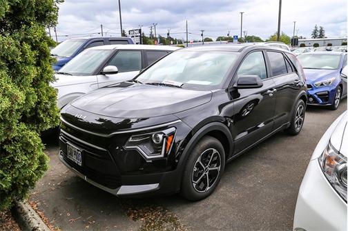 2025 Kia Niro LX