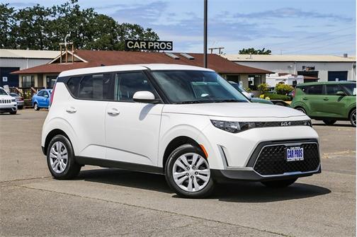 2024 Kia Soul LX
