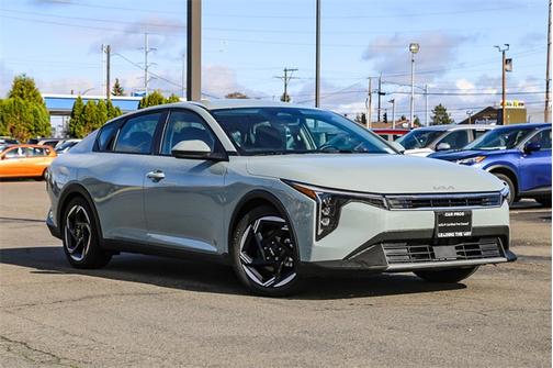 2025 Kia K4 EX