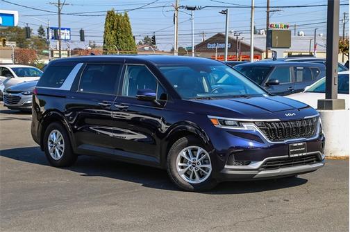 2024 Kia Carnival LX