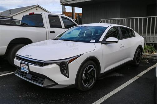 2025 Kia K4 EX
