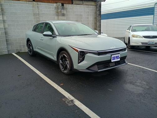 2025 Kia K4 EX