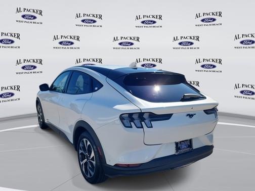 2024 Ford Mustang Mach-E SELECT