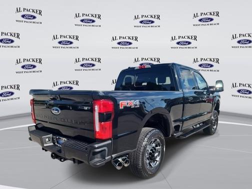 2023 Ford F-350 LARIAT SUPER DUTY