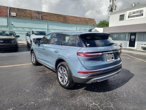 2023 Lincoln Corsair STANDARD