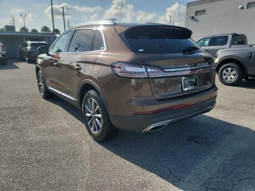 2022 Lincoln Nautilus STANDARD