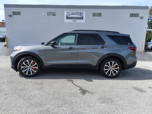 CARBONIZED GRAY METALLIC 2023 Ford Explorer ST-LINE