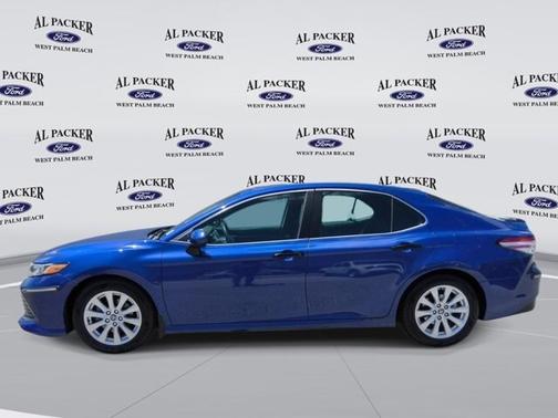 Blue 2018 Toyota Camry LE