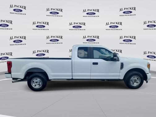 OXFORD WHITE 2019 Ford F-250 XL
