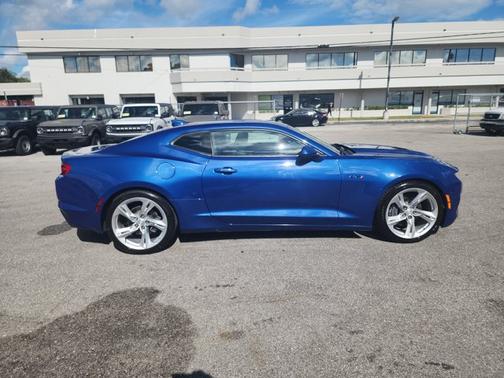 2021 Chevrolet Camaro LT1