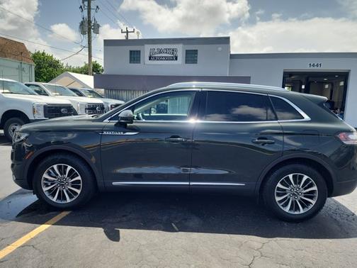 2022 Lincoln Nautilus STANDARD