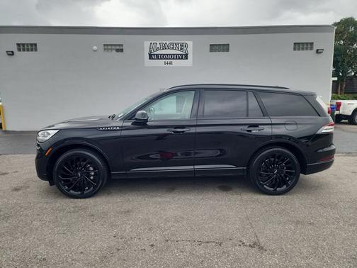2023 Lincoln Aviator BLACK LABEL