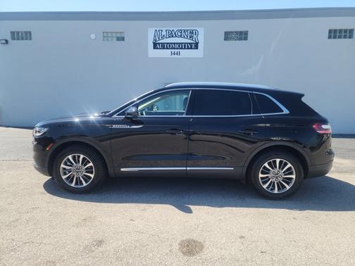 2022 Lincoln Nautilus STANDARD