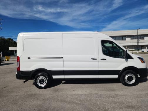2020 Ford Transit-250 