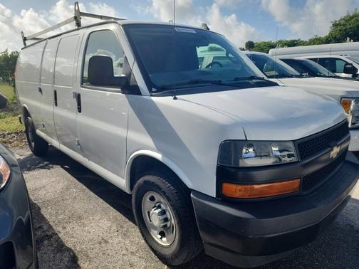 Summit White 2020 Chevrolet Express 2500 WORK VAN