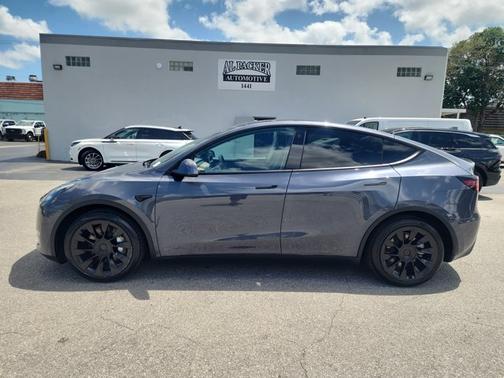 2021 Tesla Model Y Standard Range