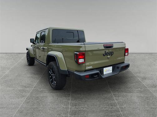 2025 Jeep Gladiator Nighthawk