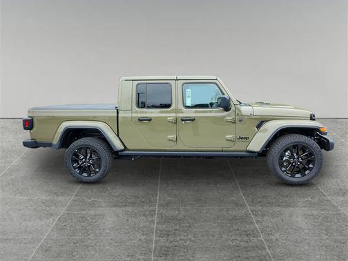 2025 Jeep Gladiator Nighthawk