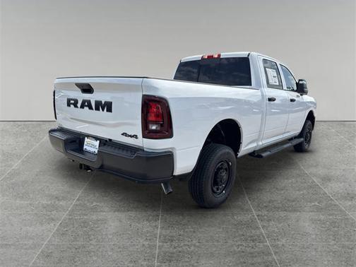 2025 RAM 2500 Tradesman Crew Cab 4x4 6'4' Box