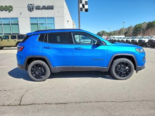 2025 Jeep Compass Latitude