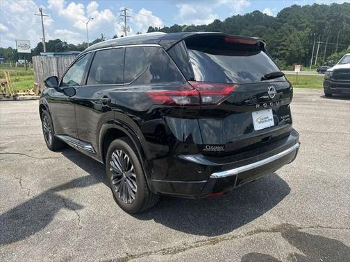 2025 Nissan Rogue Platinum
