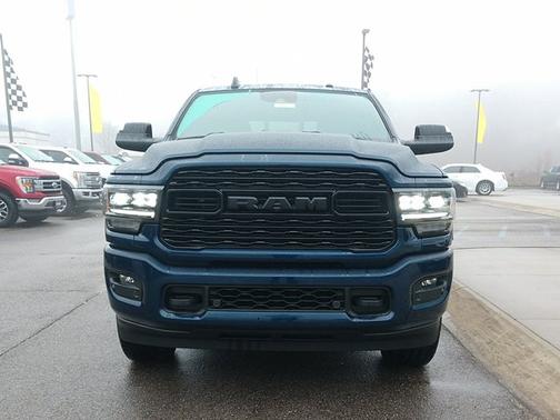 Photo 2 of 30 of 2022 RAM 2500 Limited