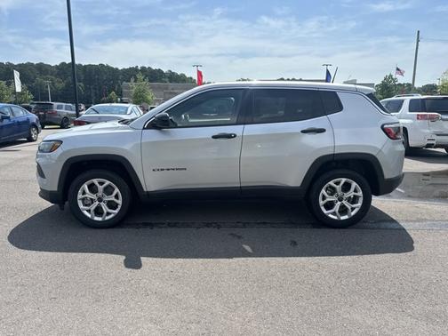 2025 Jeep Compass Sport