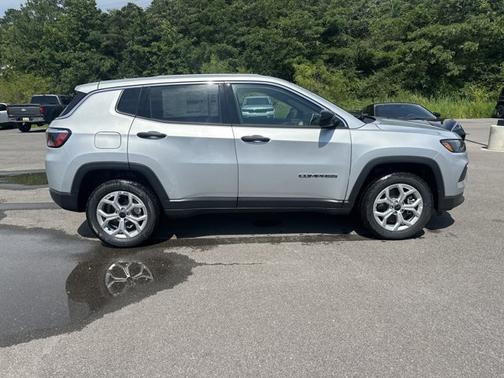 2025 Jeep Compass Sport