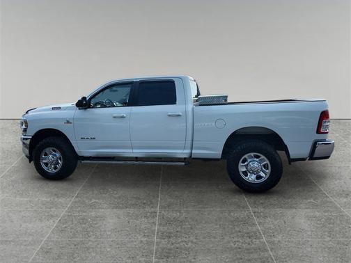 2020 RAM 2500 Big Horn Crew Cab 4X4 6'4' Box