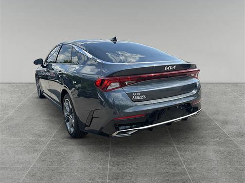 2022 Kia K5 EX