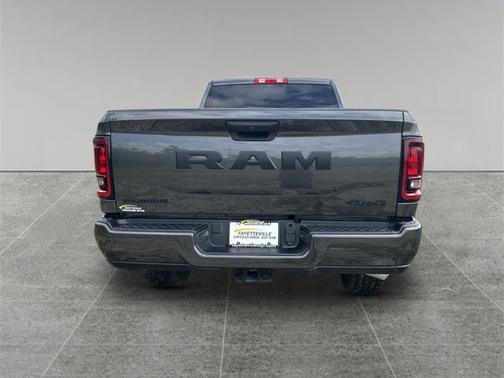 2025 RAM 2500 Big Horn Crew Cab 4x4 6'4' Box