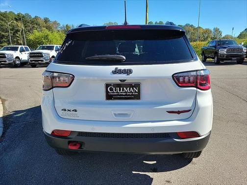 2023 Jeep Compass Trailhawk