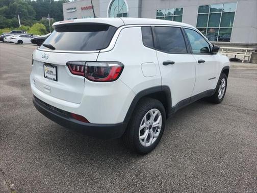 2025 Jeep Compass Sport