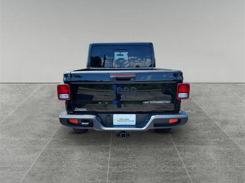 2025 Jeep Gladiator Nighthawk