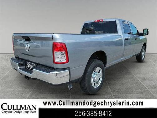 2024 RAM 2500 Tradesman Crew Cab 4x2 8' Box