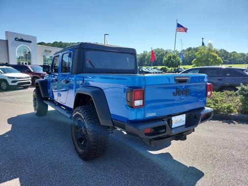 2022 Jeep Gladiator Sport