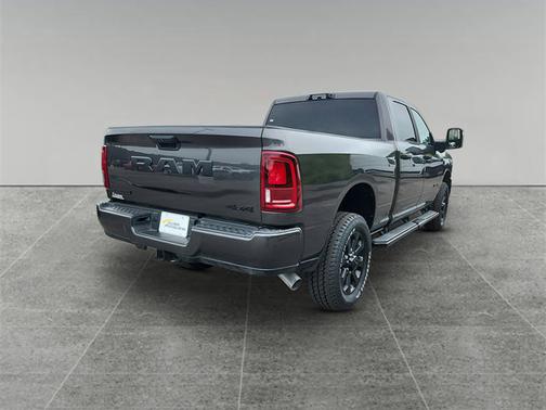 2025 RAM 2500 Big Horn Crew Cab 4x4 6'4' Box